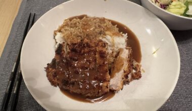 Pork katsu with curry sauce