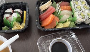 Can someone tell me what the two white slices are?