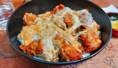 Karaagedon(Fried Chicken Rice Bowl)