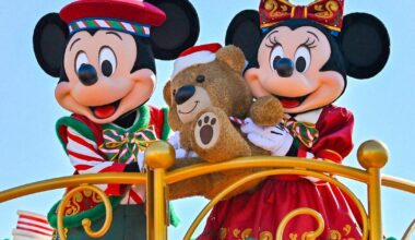 Annual Christmas event begins at Tokyo Disney Resort, with parades, shows, 15-m tree