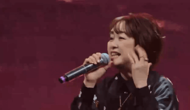 Maki Otsuki was escorted off the stage of Bandai Namco Fest 2025 in Shanghai abruptly while singing the One Piece ending song due to a sudden ban of Japanese artists performing in China.