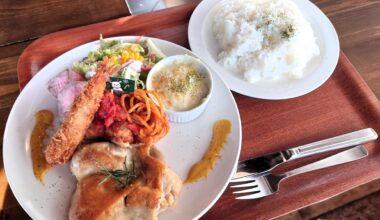 Chicken confit main plate