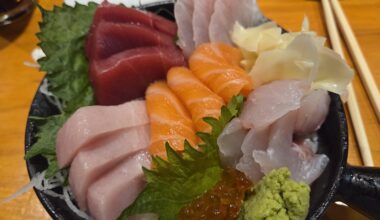 Help identifying Chirashi dinner