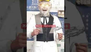 Japanese peoples eat fried chicken for Christmas.