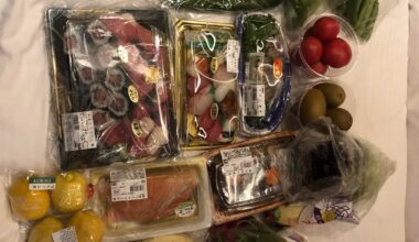 Some random food I picked up in Japan and took back to the hotel (Japanese supermarkets are the best lol!)