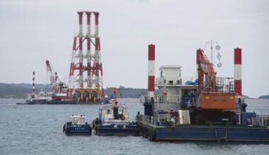 Okinawa base construction seabed "reclamation" resumes