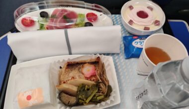 ANA in-flight Economy Narita > Vancouver