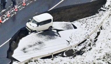 30 injured as M7.5 quake hits northeastern Japan