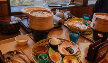 Breakfast and dinner at Hakone