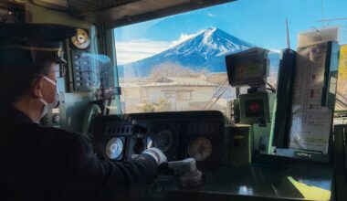 POV : you’re a Fujikyuko line train driver
