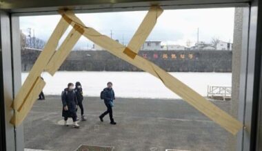 Classes restart in Japan following M7.5 quake, new tremor warning issued