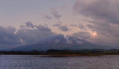 Mt Iwaki from Tsugarufujimiko reservoir