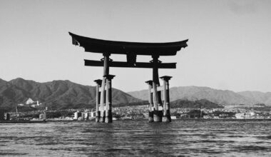 miyajimaguchi island in black & white 📸