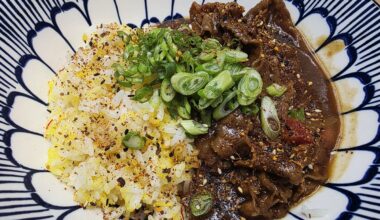 Beef curry with saffron rice