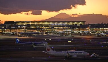 Yesterday’s sunset at Haneda Airport