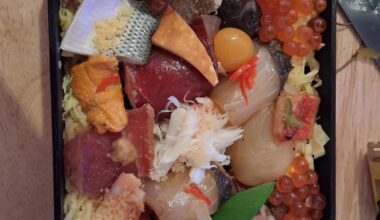 Can someone help identify these items?