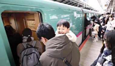 Heading Home for the Holidays, Crowds Fill Shinkansen Bullet Trains in Preparation for New Year’s Celebrations