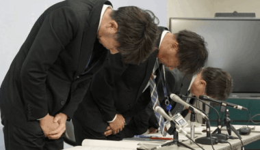 Tokushima prefecture employee arrested for attempted voyeurism using smartphone up skirt, Kagawa prefectural police