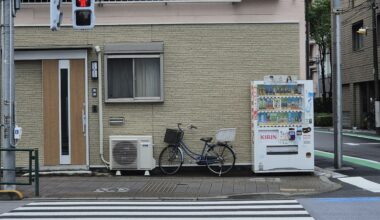 A morning somewhere in Asakusa