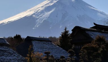 Mount Fuji at Oshino Hakkai, Three Village Houses