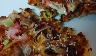 my first try at okonomiyaki お好み焼き!