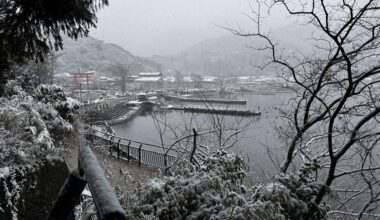 It was a snowy day in Hakone yesterday