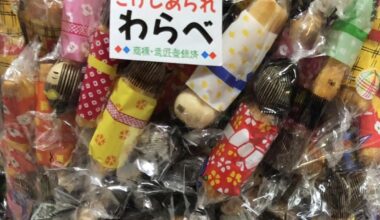 Delivery of snacks..