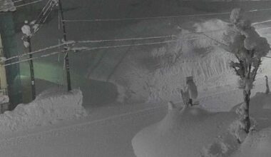 Snow piling up high in the snowiest place in the world. Sumon, Uonuma, Niigata