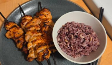 I made Yaki-style chicken skewers (with Korean mixed rice)