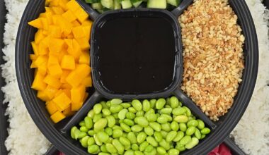 I made a poke bowl party tray 😁