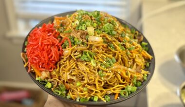 Surprised myself with how well this Yakisoba came out!