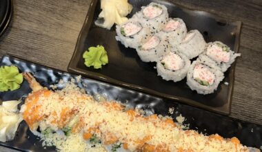 These rolls were huge 🤯 yummy though