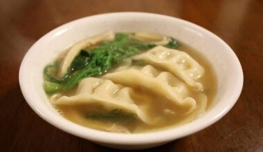Boiled dumplings in shungiku and natural salt broth