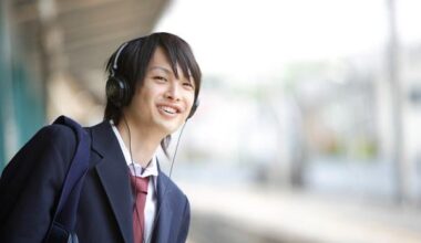 男子高校生の制服を汚いと感じる人たち…男子校出身者「おしっこ飛び散りまくりです」