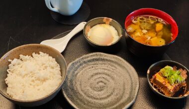 Simple Japanese / Korean mix-style breakfast 🤤