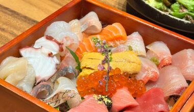 The beat Chirashi bowl & uni tuna bowl in Irvine 🍣
