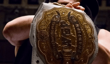 Minoru Suzuki with the IWGP Intercontinental Championship