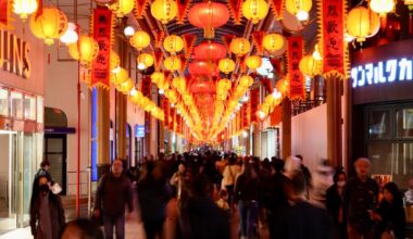 Practicing intentionally blurry photos (slow shutter)