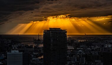 Don't let the sun, go down on me...