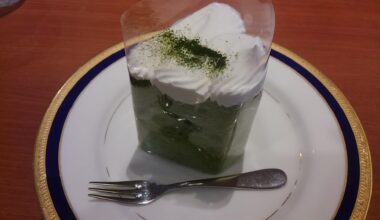 Matcha cake I made at home 🍵🍰