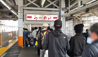 Train station platform ramen store closes its doors on half a century of history in Tokyo