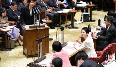 Japan PM OKs Imperial Family females keeping status upon marriage, nixes female emperor