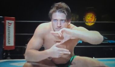 All I think about when I see Zane Jay's pose