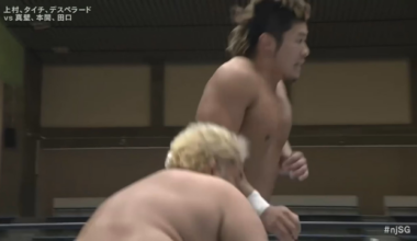 Togi Makabe reminds Yuya Uemura that he has TWO arms to Lariat!