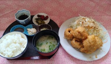 Hamo (conger eel) tempura set meal in Kitsuki, Oita, Kyushu — Around 900 yen.