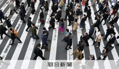 Wage of those in their 20s are increasing while those in their 50s who are struggling: Labor shortages reflect the disparity in wage increases.