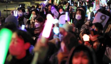 Prime Minister Takaichi's Constitutional Revision Opposed: 8,000 Gather in Front of Diet Building to Appeal for Peace, According to Organizers