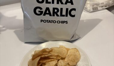 New release! WAGYUMAFIA Ultra Garlic Potato Chips! 🥔🧄