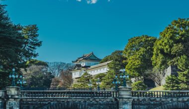 The Imperial Palace East Garden and the stone bridge (Nijubashi), Tokyo. [OC]