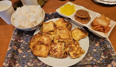 Tofu set from a small restaurant in Kyoto - what are the pickled vegetables and how can I make them at home?